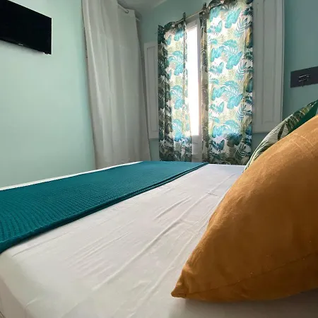 Piazza Mameli Alojamento de Acomodação e Pequeno-almoço