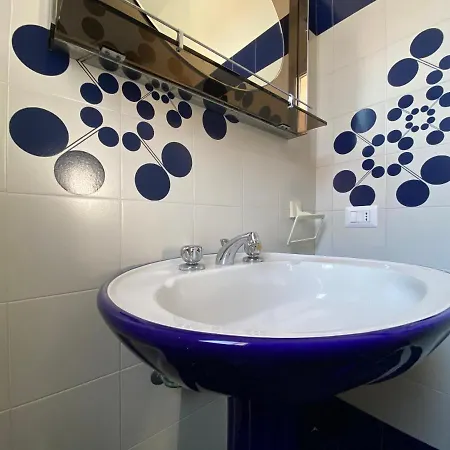 Piazza Mameli Bed & Breakfast Torre Lapillo