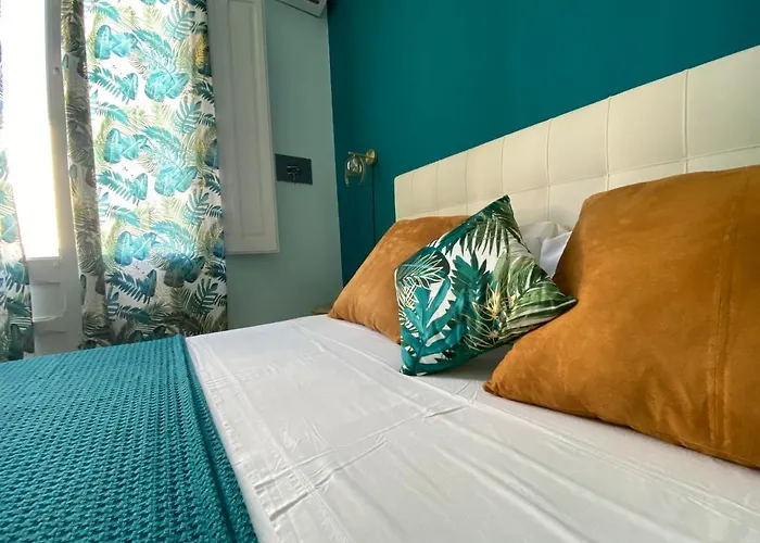 Alojamento de Acomodação e Pequeno-almoço Piazza Mameli 4*