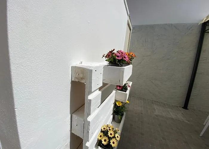 Piazza Mameli Torre Lapillo