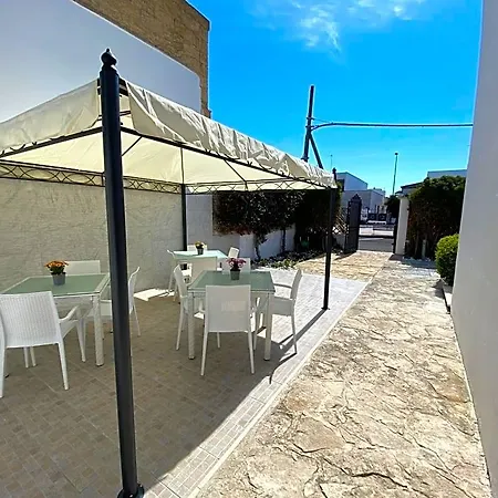 Piazza Mameli 3*